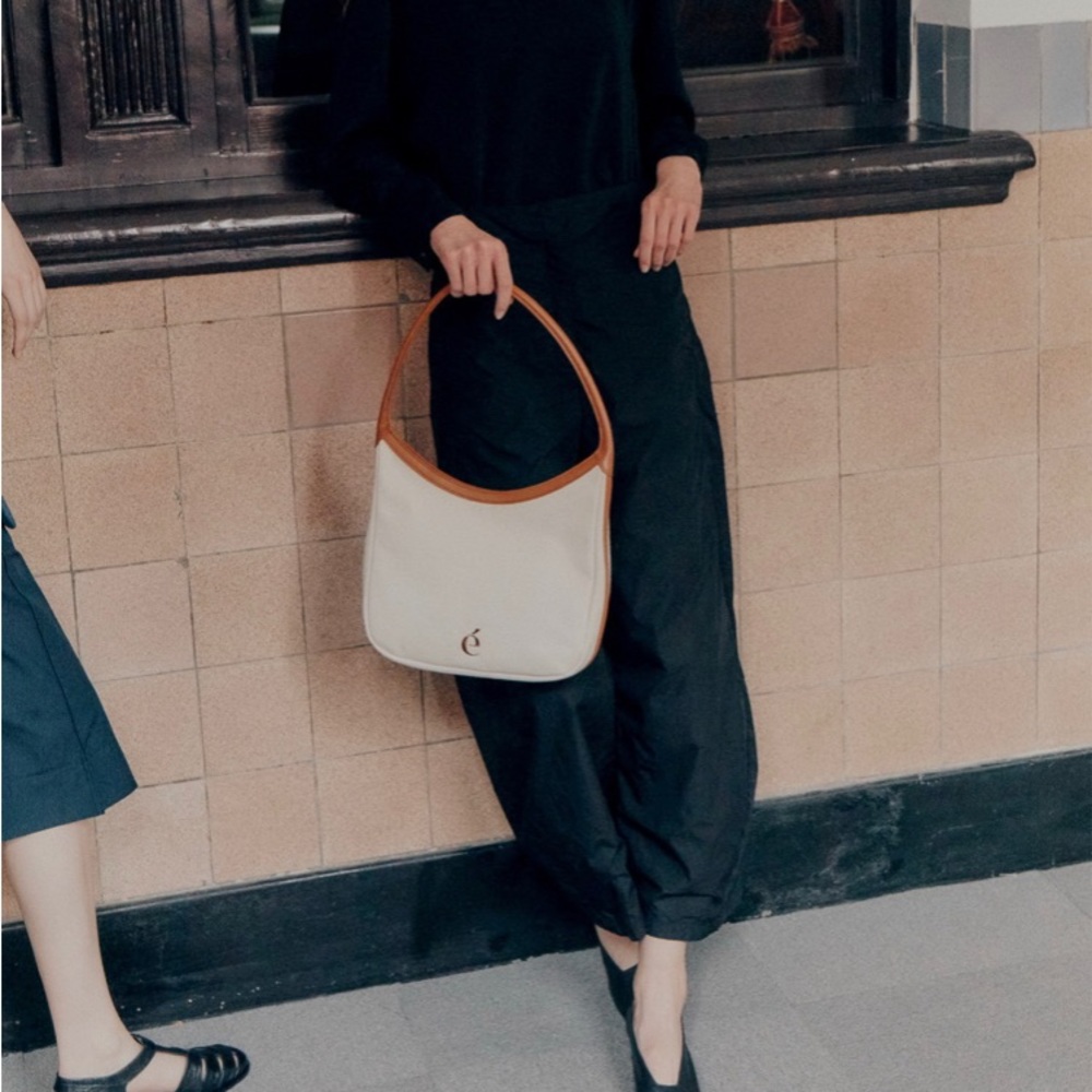 Archivepke Beige/Brown Lightweight Casual Style Canvas Shoulder Bag